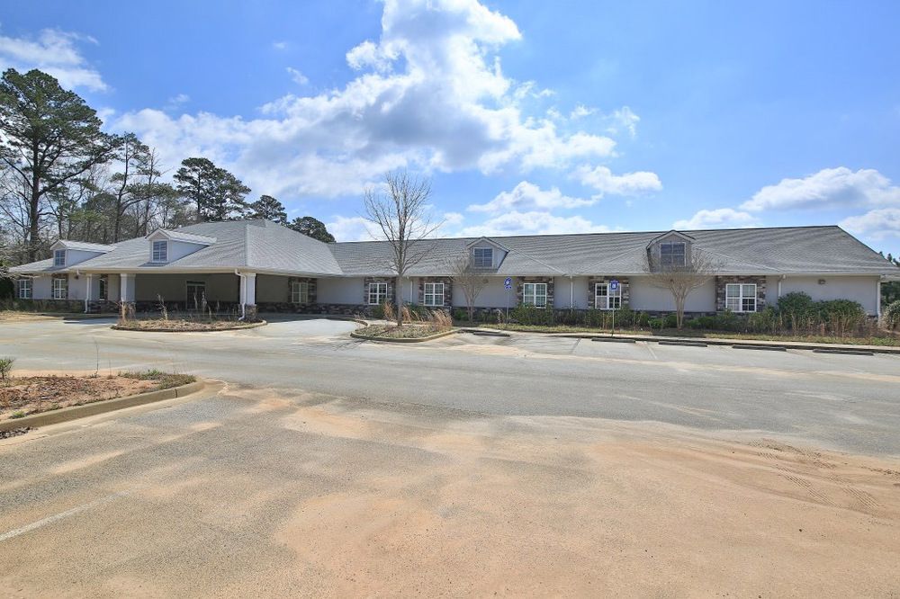 Healthcare/Senior Housing Facility | 8,878 SF: 22 Madras Pkwy, Newnan, GA 30263